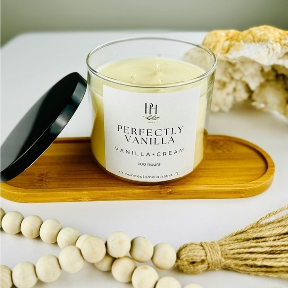 Perfectly Vanilla 9oz Candle‎ with notes of Buttercream,Vanilla & Bourbon - Picture 5 of 6